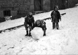 /medias/customer_2/EXPOSITIONS VIRTUELLES/QUIMPER SOUS LA NEIGE/Sans titre - 3_jpg_/0_0.jpg